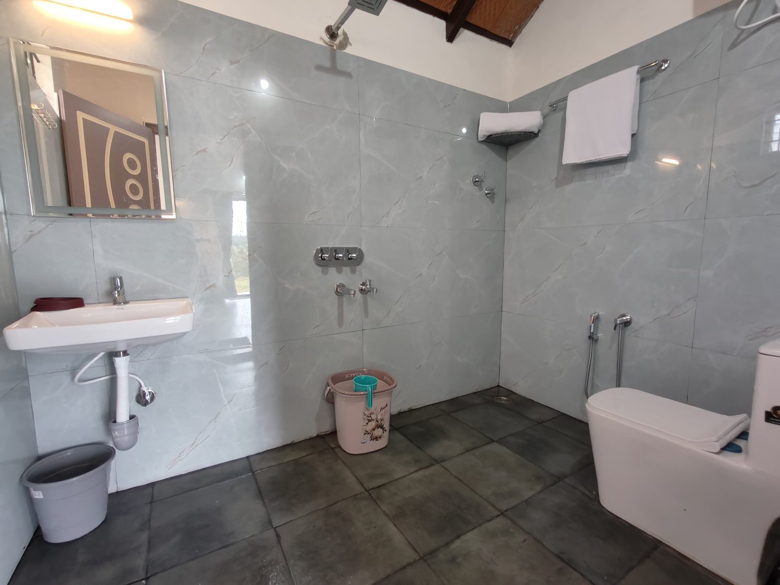 whatsapp image 2025 07 19 at 10.48.41 pm (1)